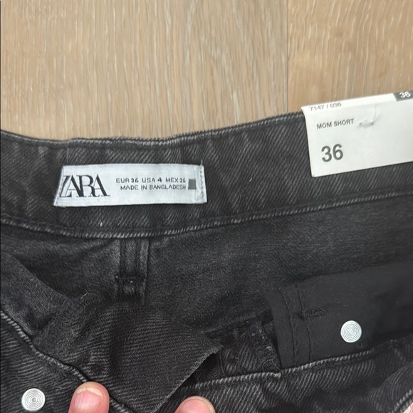 Zara Black Denim Women's Shorts - Picture 3 of 6